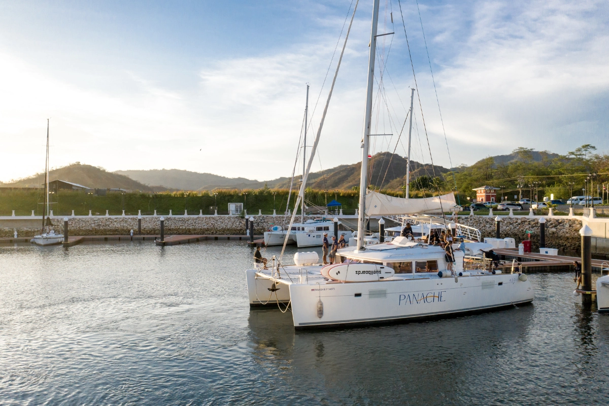 Panache 3 - 	Lagoon 45ft