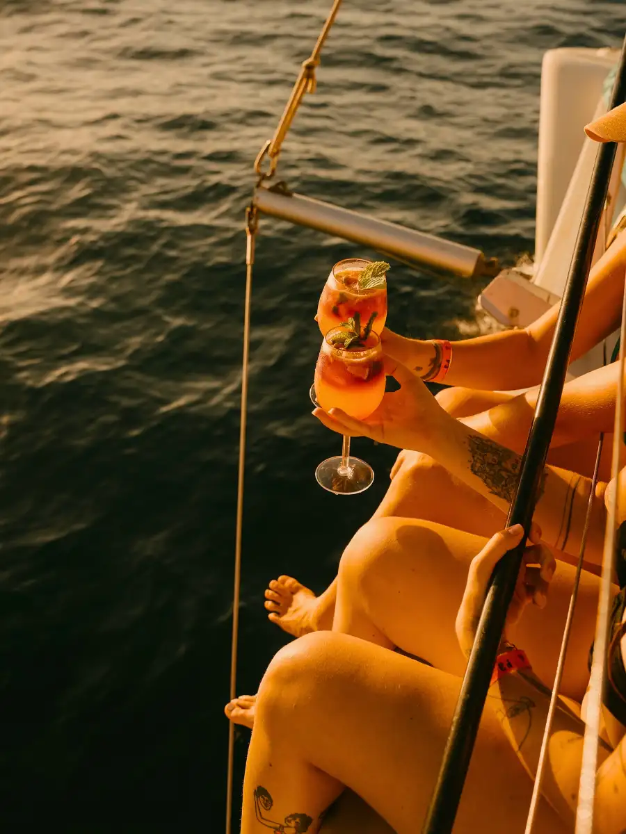 SUNSET SAILING CATAMARAN TOUR